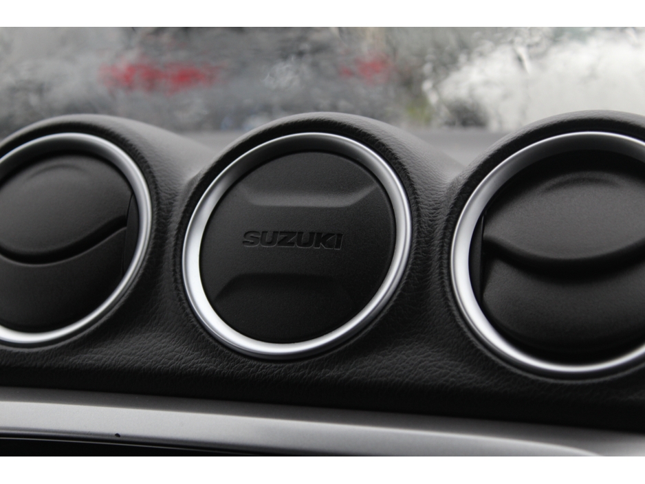Suzuki Vitara 0.0 1.4 BOOSTERJET HYBRID S SZ-T 5DR Estate Petrol Black