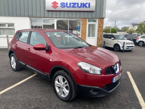 Nissan Qashqai 0.0 1.5 DCI XE Hatchback Diesel Red