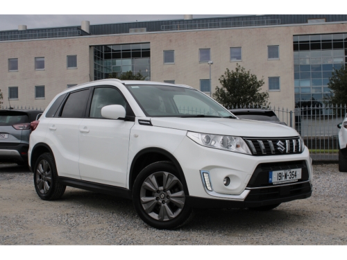 Suzuki Vitara 0.0 1.0 BOOSTERJET SZ-T 5DR Estate Petrol White