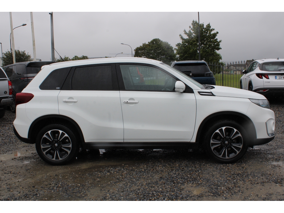 Suzuki Vitara 0.0 1.4 B/JET HYBRID SZ5 AL ALLGRIP 5 *Remainder of 7 Year Warranty* Estate Petrol White