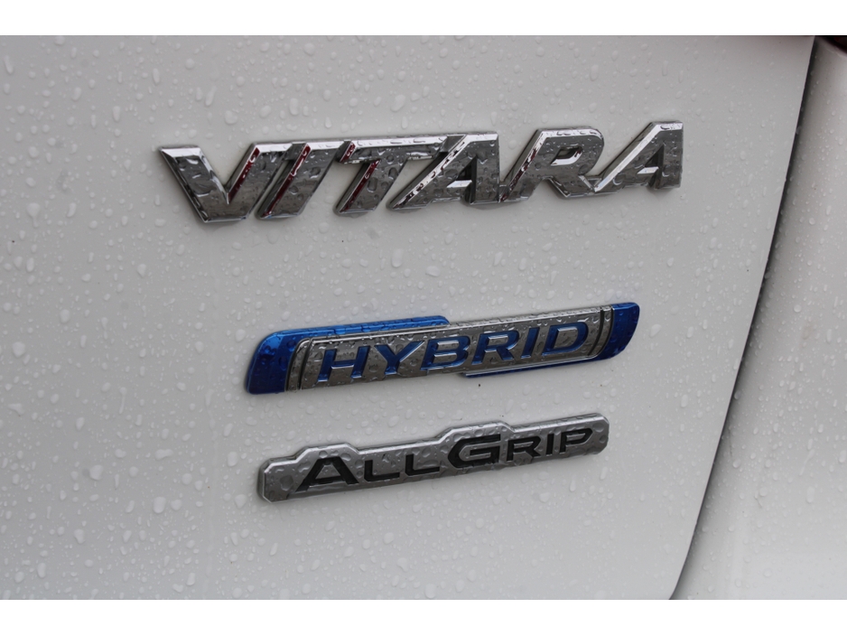 Suzuki Vitara 0.0 1.4 B/JET HYBRID SZ5 AL ALLGRIP 5 *Remainder of 7 Year Warranty* Estate Petrol White