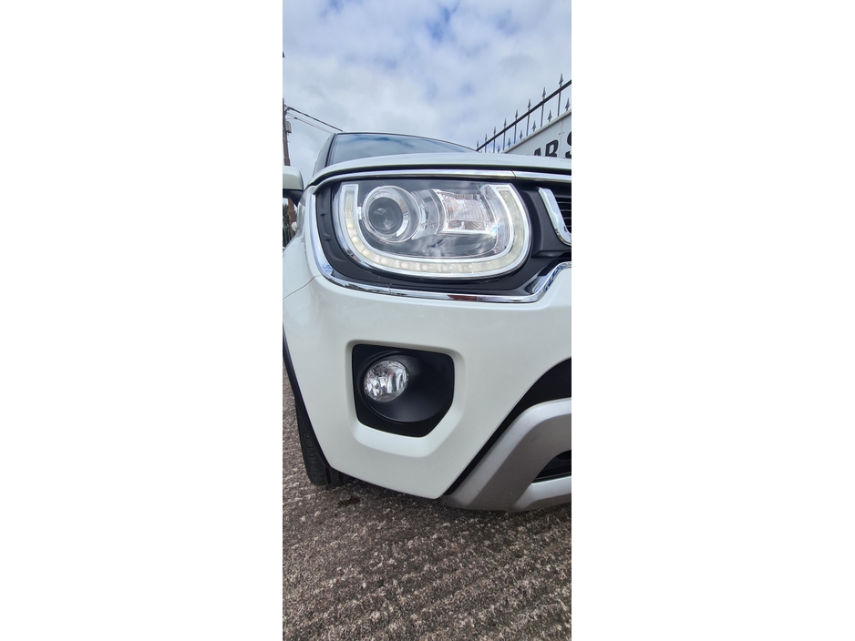 Suzuki Ignis 0.0 1.2 DUALJET HYBRID SZ-T 5DR SUV Petrol White