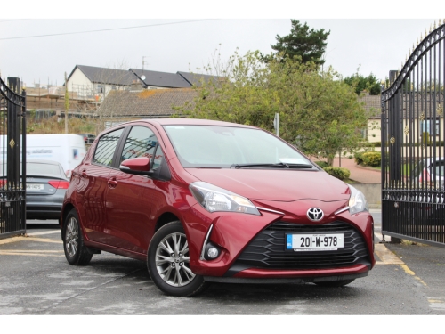 Toyota Yaris 0.0 1.0 LUNA 4DR Hatchback Petrol Red