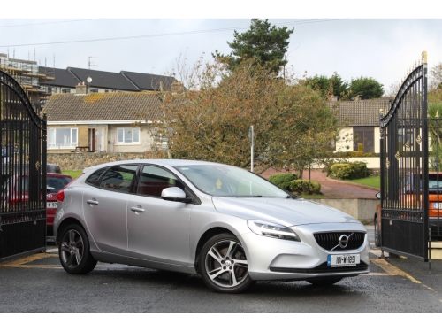 Volvo V40 0.0 D2 MOMENTUM ED Automatic Hatchback Diesel Grey