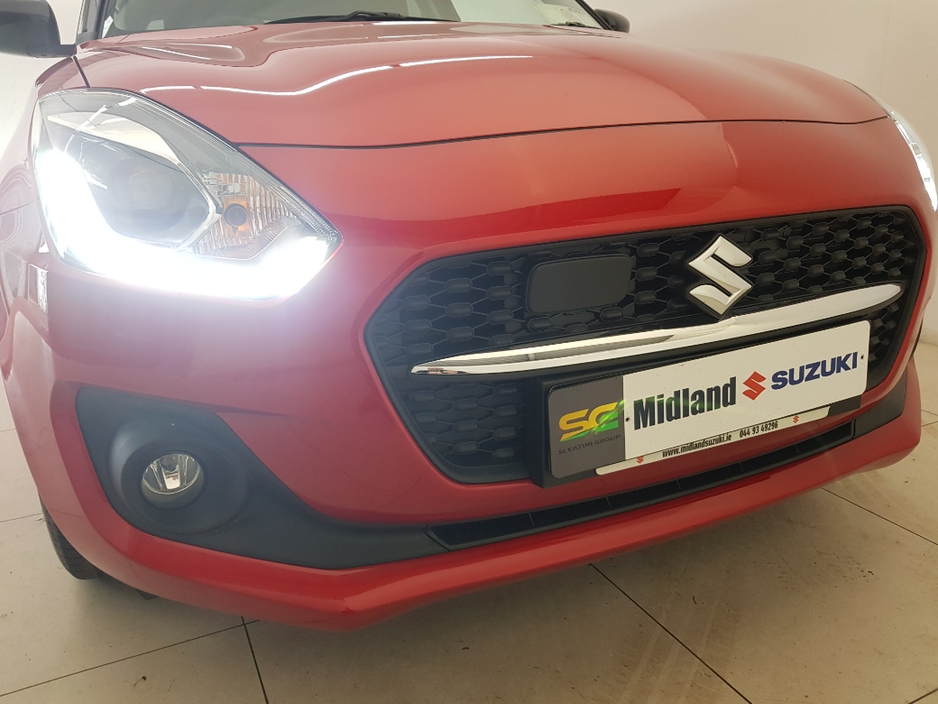 Suzuki Swift 0.0 Massive Spec 1.2 Dualjet Hybrid SZ5 5DR Two Tone Hatchback Hybrid Red