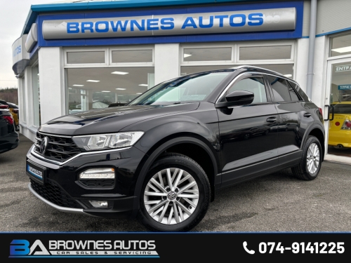 Volkswagen T-Roc 0.0 DESIGN 1.5 TSI MANUAL 6SPEED FWD 150HP 5DR Estate Petrol Black