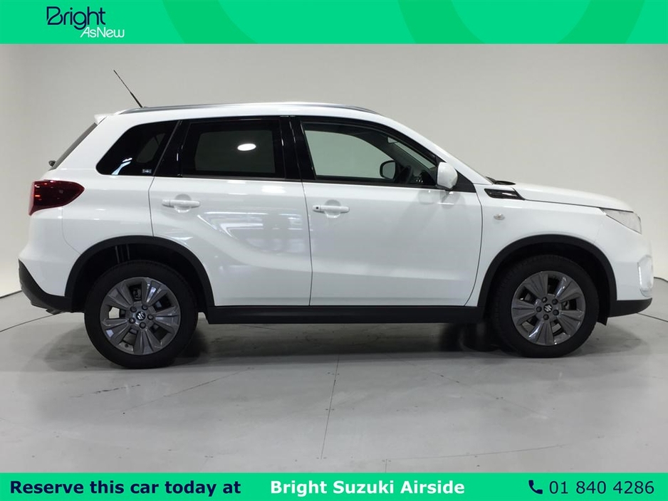 Suzuki Vitara 0.0 SZT 1.4 AUTO Hybrid SUV SUV Petrol White