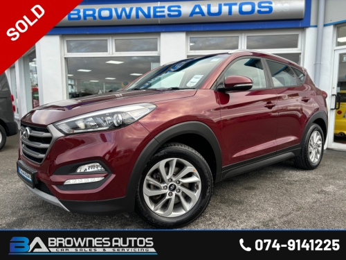 Hyundai Tucson 0.0 1.7 SE NAV BLD 116PS 5DR Estate Diesel Red