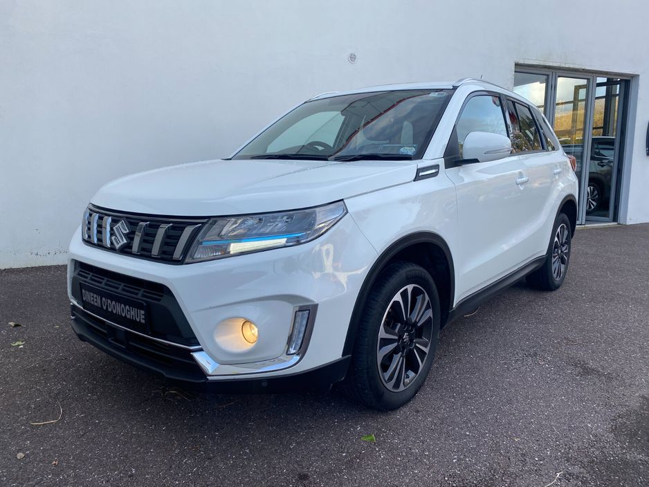 Suzuki Vitara 0.0 1.4 Hybrid SZ5 MT SUV Petrol White