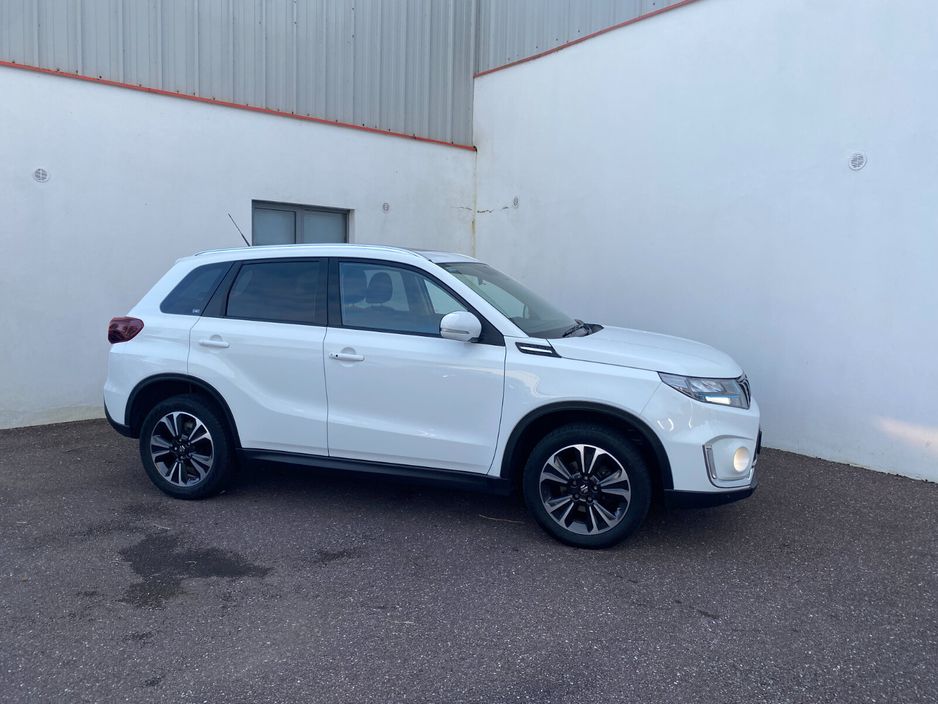 Suzuki Vitara 0.0 1.4 Hybrid SZ5 MT SUV Petrol White