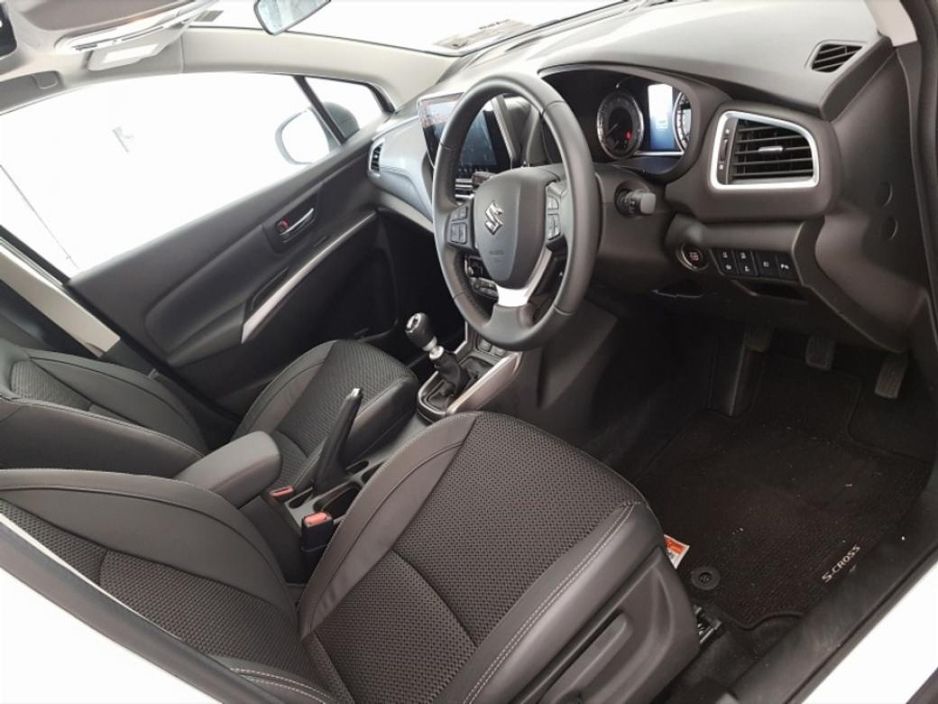 Suzuki Sx4 S-cross 0.0 1.4 B/JET HYBRIB ULTRA ALL ALLGRIP Hatchback Petrol White