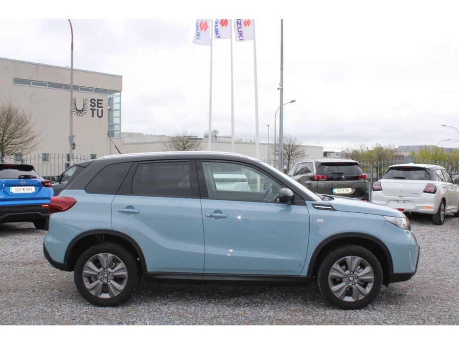 Suzuki Vitara 0.0 1.4 B/JET HYBRID MOTION *Ice Grey* DEMO Hatchback Hybrid Blue
