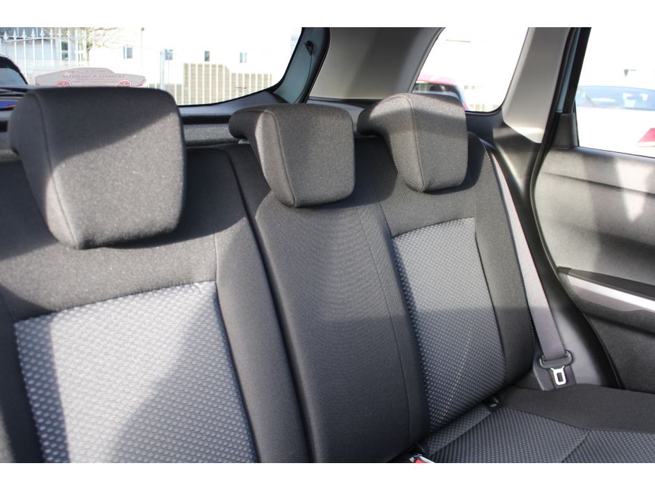 Suzuki Vitara 0.0 1.4 B/JET HYBRID MOTION *Ice Grey* DEMO Hatchback Hybrid Blue