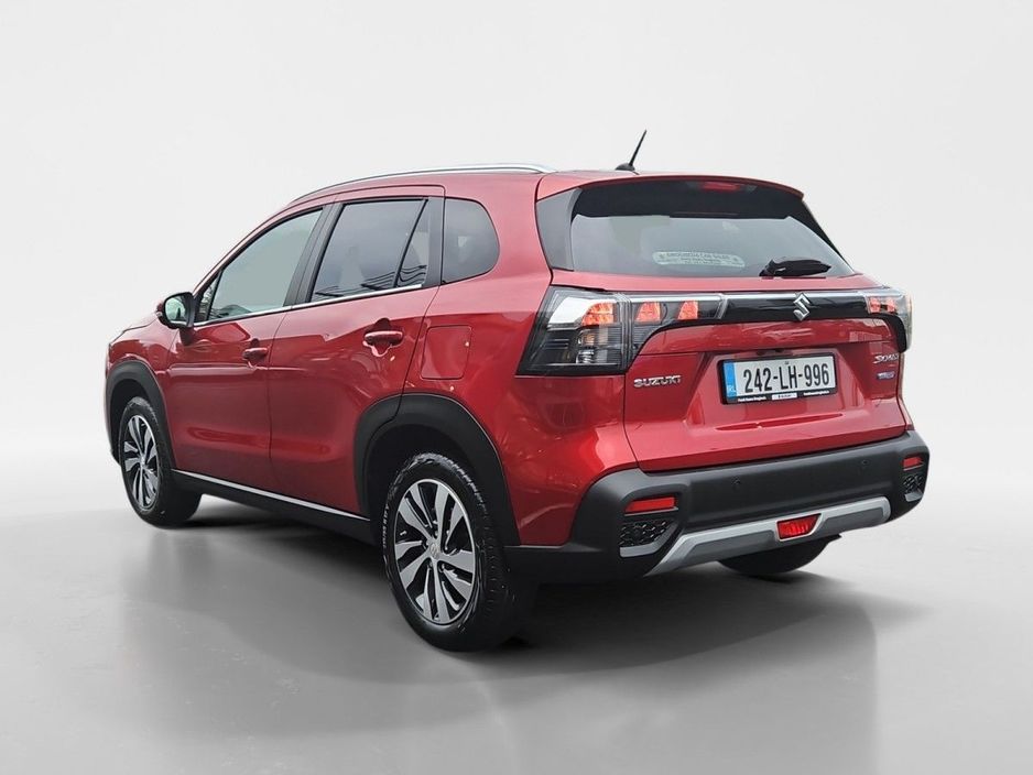 Suzuki S-Cross 0.0 S-CROSS 1.4 B/JET Ultra MILD HYB Hatchback Petrol Red