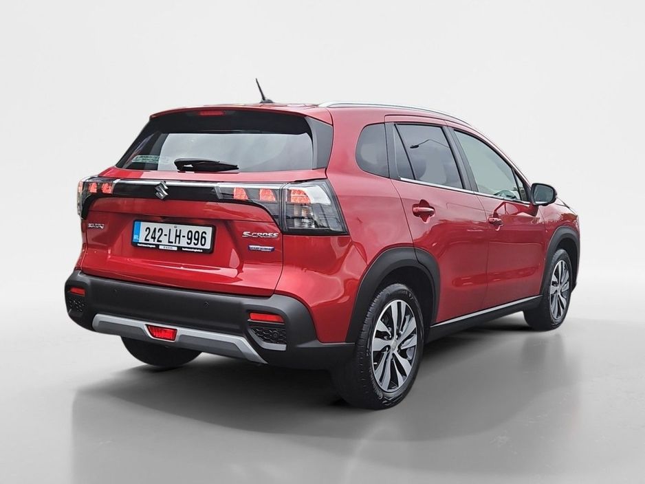 Suzuki S-Cross 0.0 S-CROSS 1.4 B/JET Ultra MILD HYB Hatchback Petrol Red