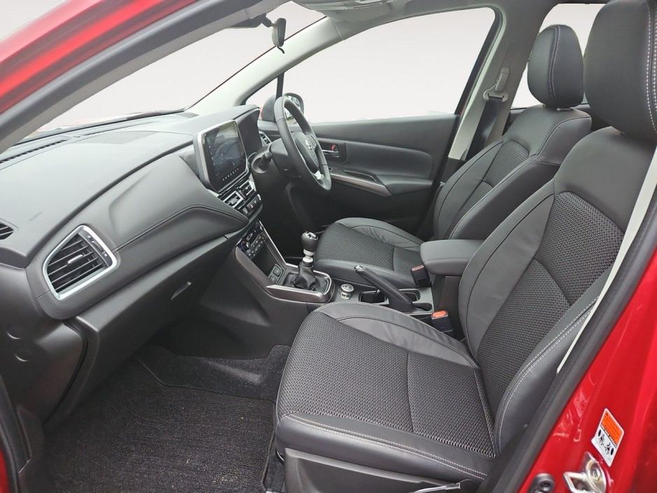 Suzuki S-Cross 0.0 S-CROSS 1.4 B/JET Ultra MILD HYB Hatchback Petrol Red
