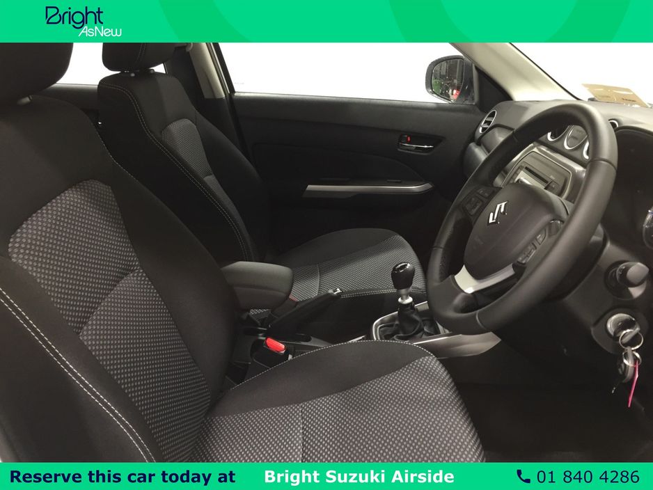 Suzuki Vitara 0.0 SZ4 5DR 1.4 Manual Hybrid (now with up to a 10 year warranty) Estate Petrol Grey