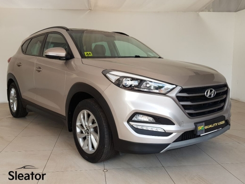 Hyundai Tucson 0.0 ix35 1.7 Premium 5DR MPV Diesel Gold