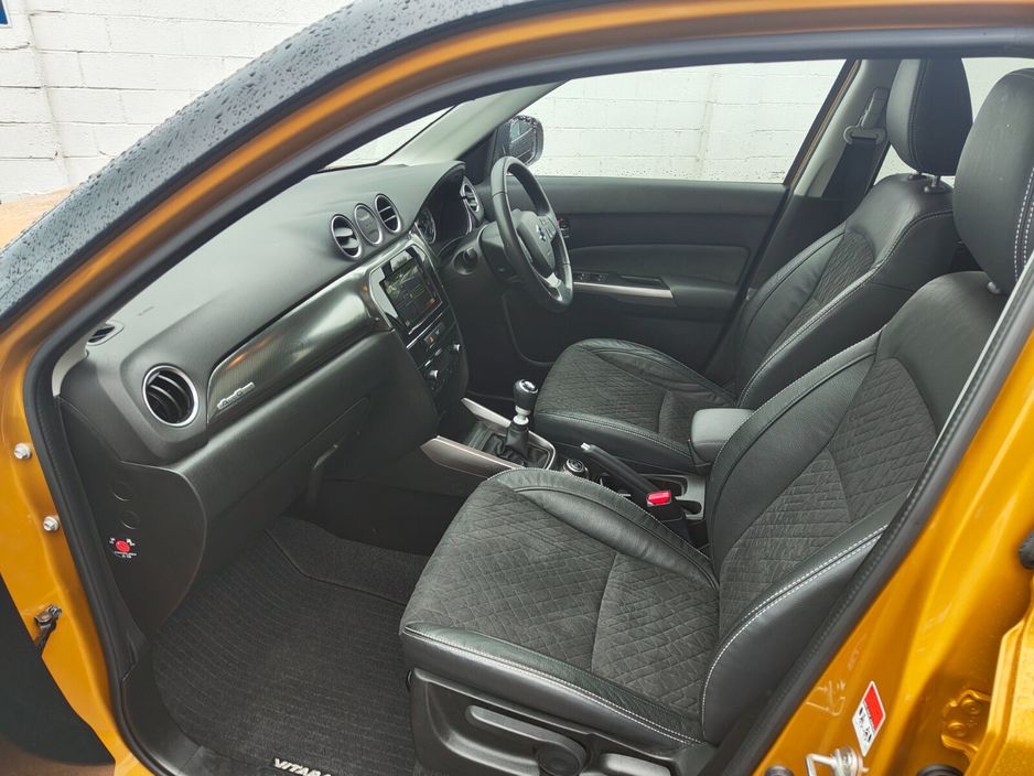 Suzuki Vitara 0.0 Vitara 1.4 Mild Hybrid SZ5 MT SUV Petrol Yellow