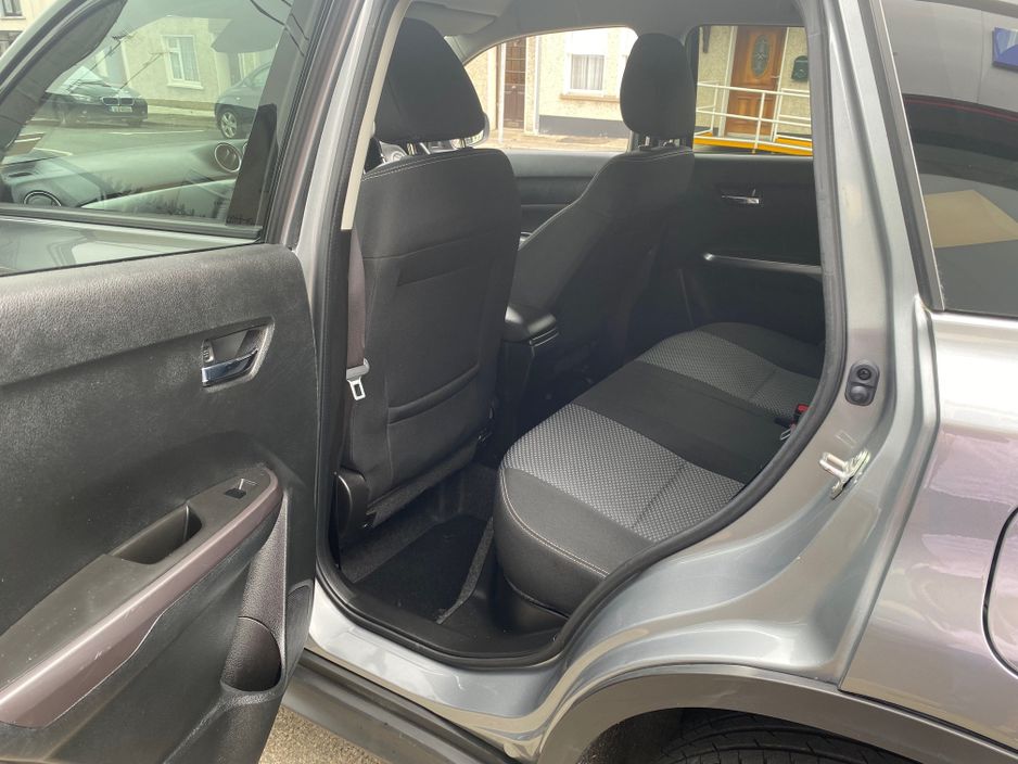 Suzuki Vitara 0.0 1.5 S1-HEV SZ-T AGS 5DR AUTO Estate Hybrid Grey