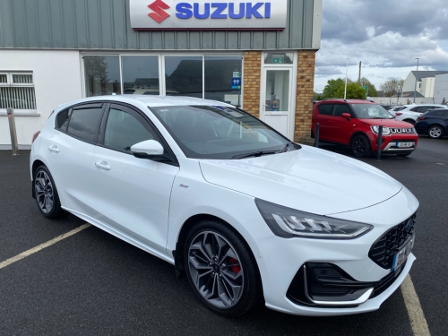 Ford Focus 0.0 1.0L EcoBoost 125PS ST-Line Vignale Hatchback Petrol White