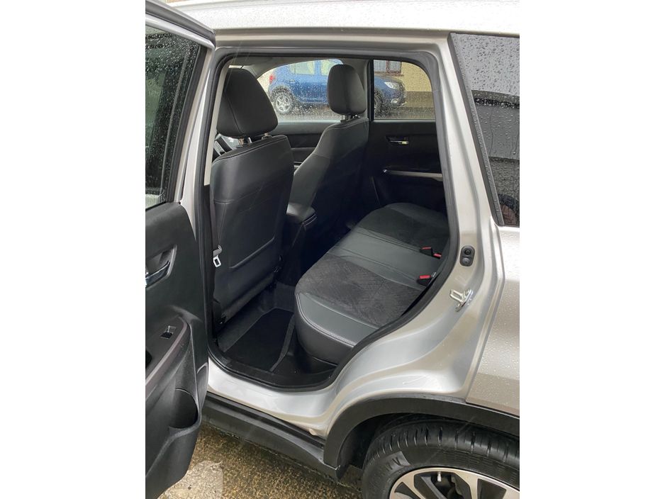 Suzuki Vitara 0.0 1.4 BOOSTERJET HYBRID S SZ5 5DR Hatchback Petrol Grey