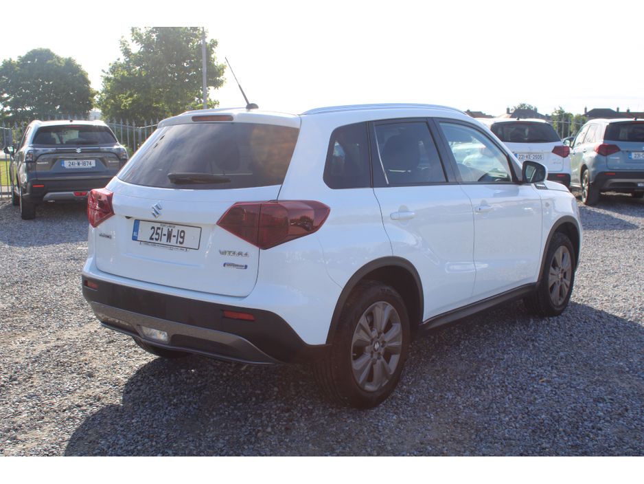 Suzuki Vitara 0.0 1.4 B/JET HYBRID SZ-T *Demo* Hatchback Hybrid White