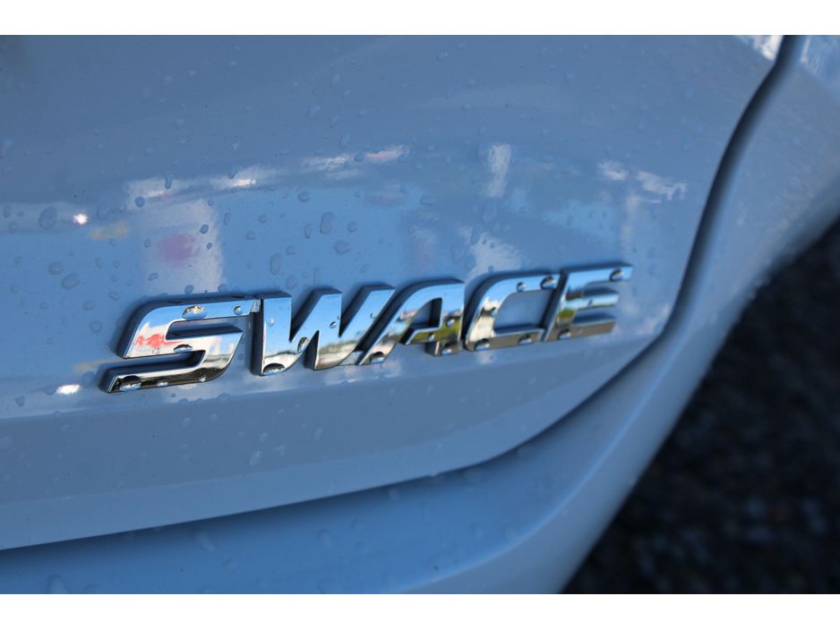 Suzuki Swace 0.0 1.8 HYBRID MOTION CVT Estate Hybrid White
