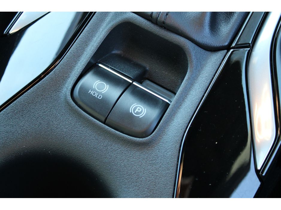 Suzuki Swace 0.0 1.8 HYBRID MOTION CVT Estate Hybrid White