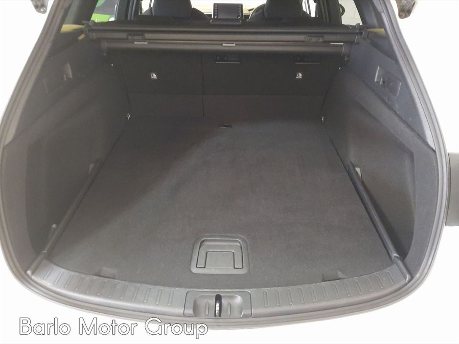 Suzuki Swace 0.0 Swace 1.8 Hybrid SZ-T CVT Estate Hybrid White