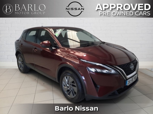 Nissan Qashqai 0.0 1.3 PET MILD HYBRID SV MPV Petrol Red