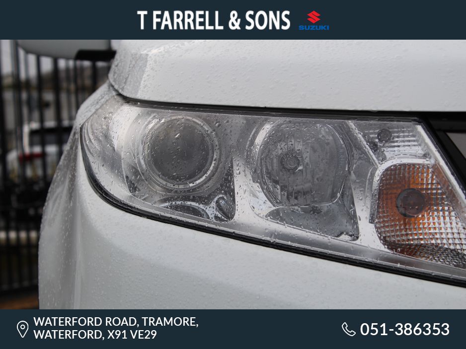 Suzuki Vitara 0.0 GL+ 5DR Estate Petrol White