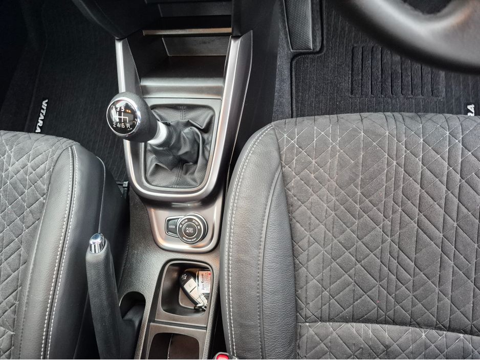 Suzuki Vitara 0.0 1.4 B/JET HYBRID SZ5 AL Hatchback Petrol Grey