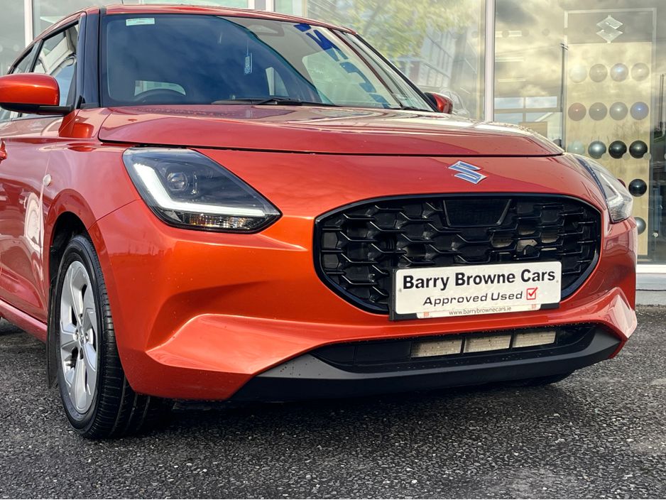Suzuki Swift 0.0 1.2 HYBRID MOTION 5DR Hatchback Hybrid Orange