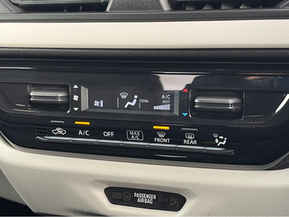 Suzuki Swift 0.0 1.2 HYBRID MOTION 5DR Hatchback Hybrid Orange