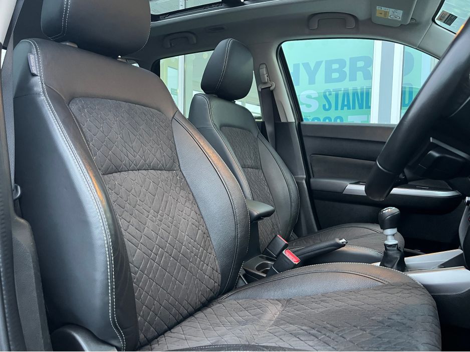 Suzuki Vitara 0.0 1.4 B/JET HYBRID SZ5 AL Hatchback Petrol Black