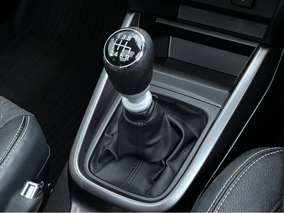 Suzuki Vitara 0.0 1.4 B/JET HYBRID SZ5 AL Hatchback Petrol Black