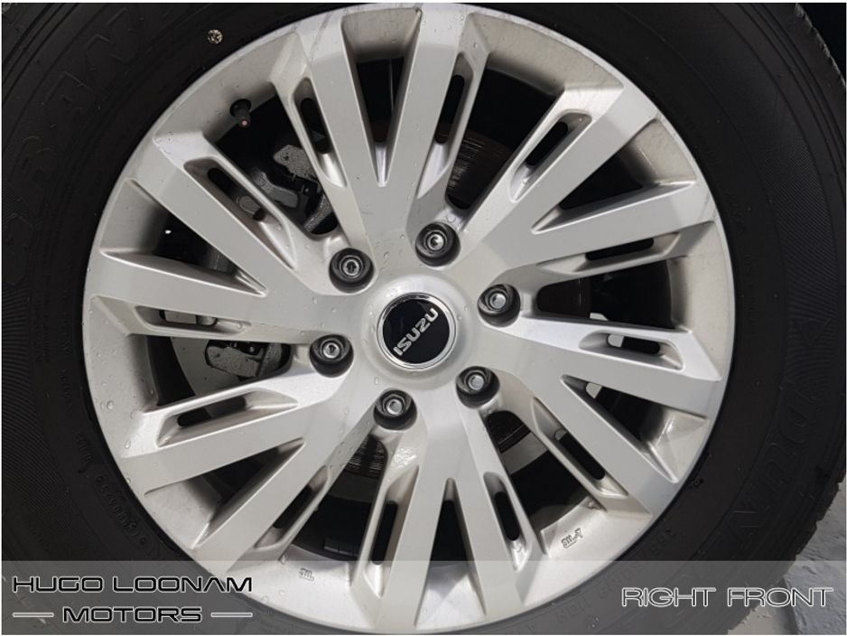 Isuzu D-Max 0.0 LS Doublecab Auto Pickup Diesel White