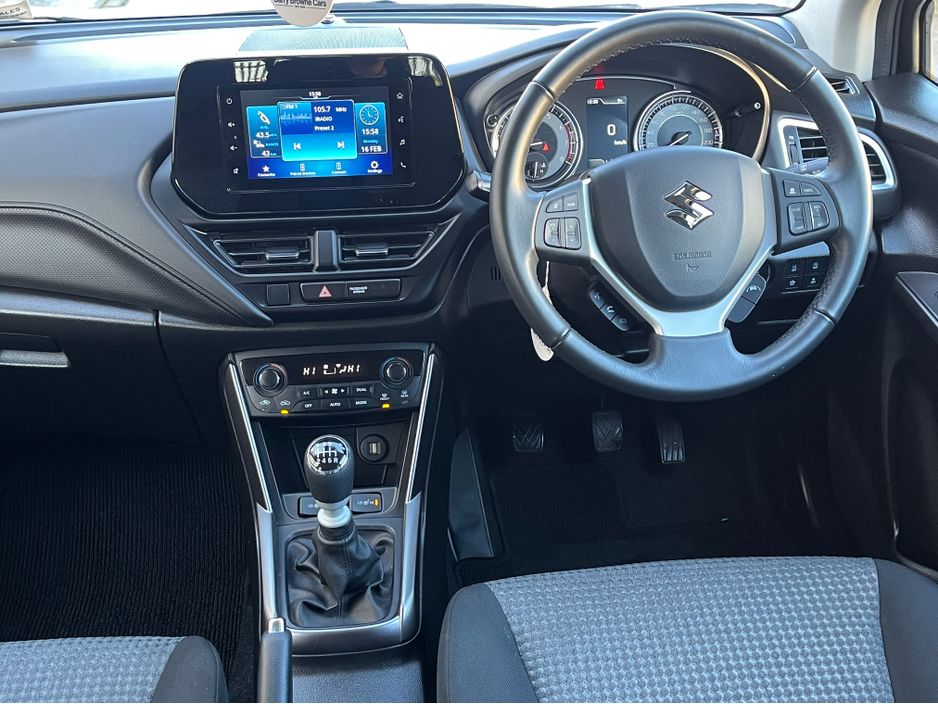 Suzuki Sx4 S-cross 0.0 1.4 BOOSTERJET MIL Hatchback Petrol White