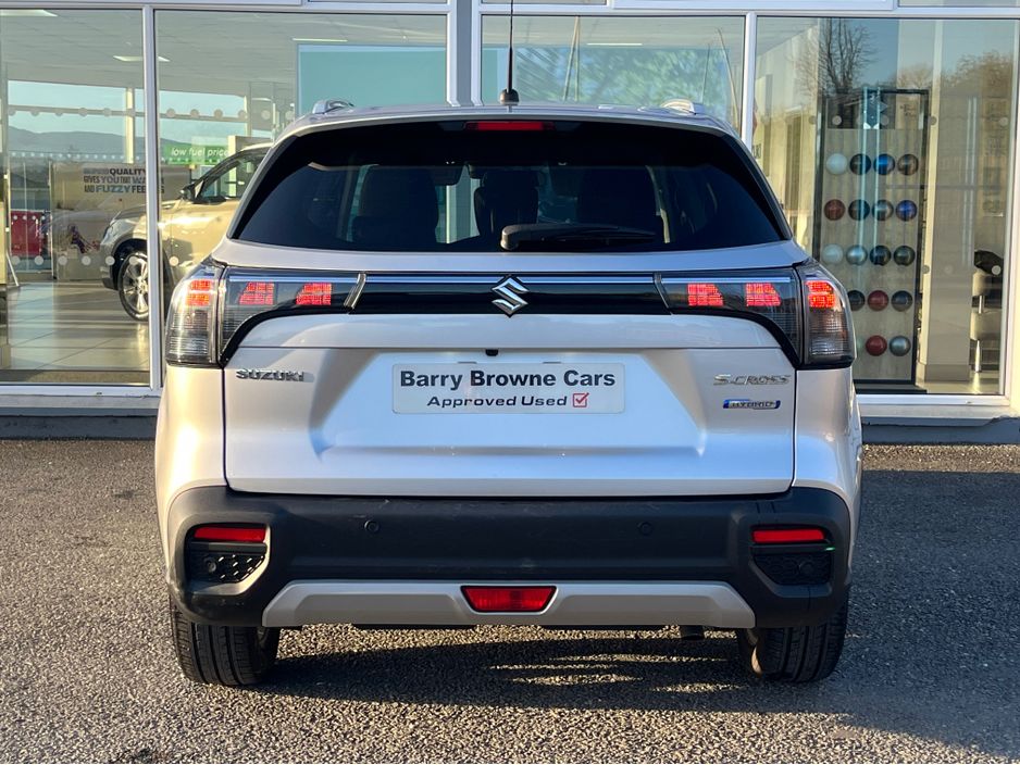 Suzuki S-Cross 0.0 S-CROSS MOTION B-JET BOOSTERJET Hatchback Hybrid Silver
