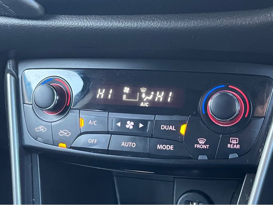 Suzuki S-Cross 0.0 S-CROSS MOTION B-JET BOOSTERJET Hatchback Hybrid Silver