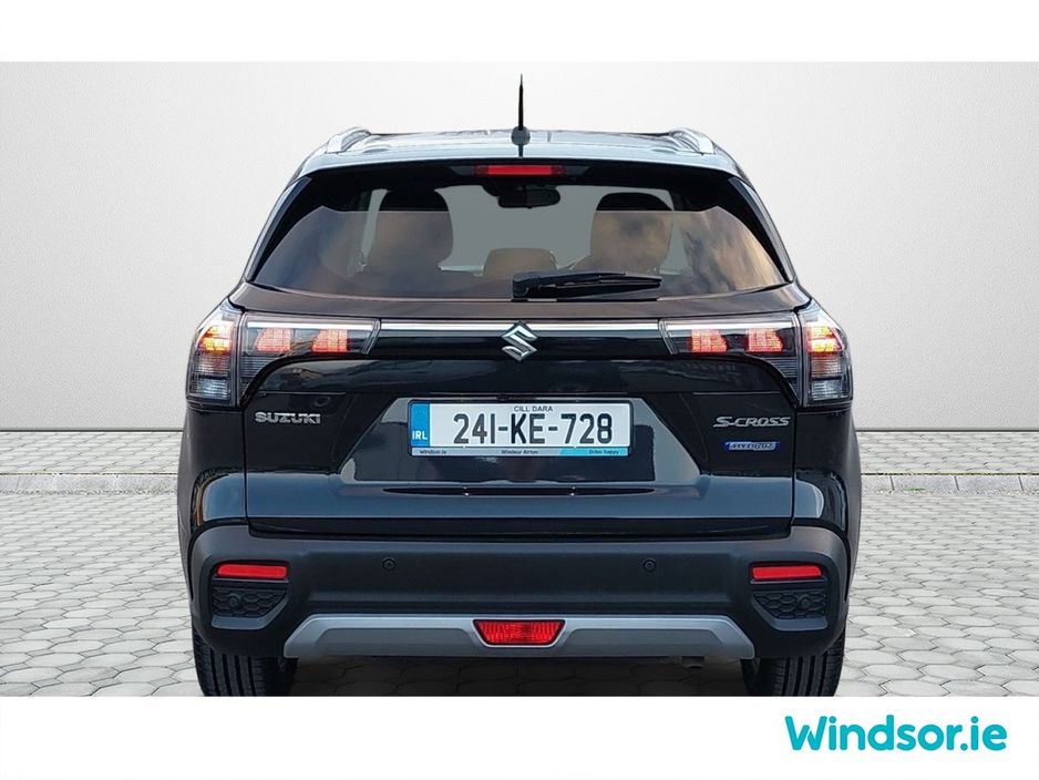 Suzuki S-Cross 0.0 SX4 S-CROSS 1.4 BOOSTERJET MIL Hatchback Petrol Black