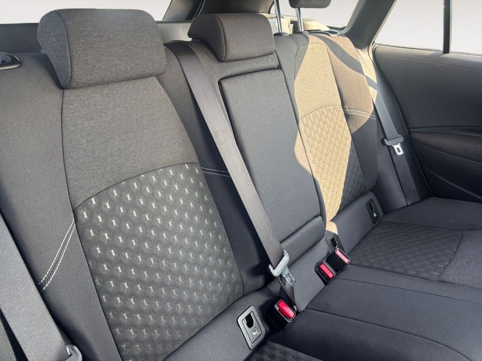 Suzuki Swace 0.0 Swace 1.8 Hybrid SZ-T CVT Estate Hybrid White