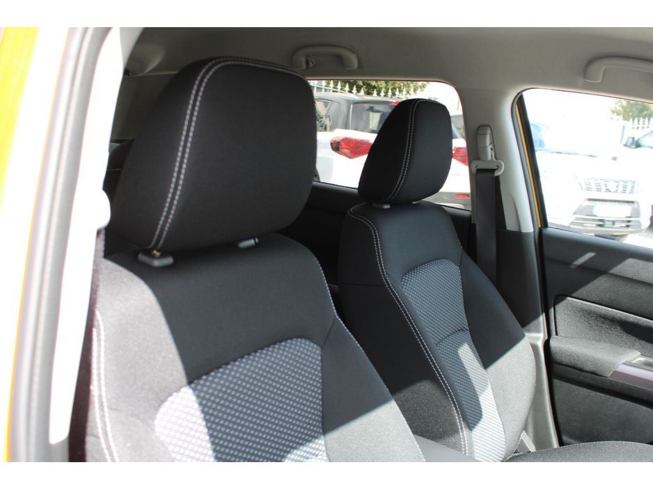 Suzuki Vitara 0.0 1.4 B/JET HYBRID MOTION DEMO SUV Hybrid Yellow