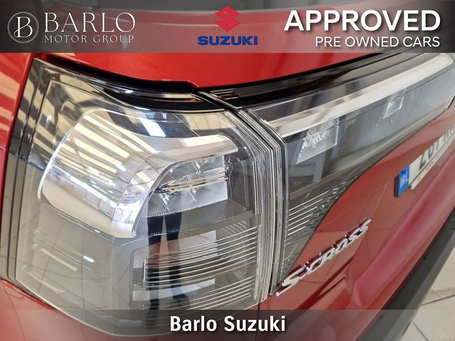 Suzuki S-Cross 0.0 S-Cross 1.4 Mild Hybrid Motion MT Hatchback Hybrid Red