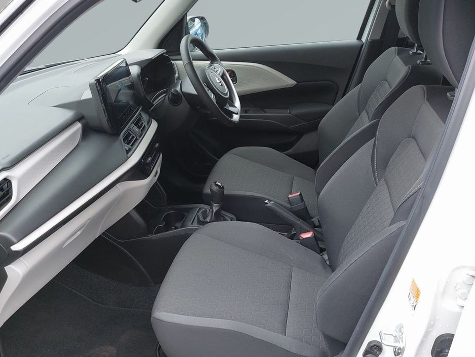 Suzuki Swift 0.0 Swift 1.2 Mild Hybrid Motion Hatchback Hybrid White