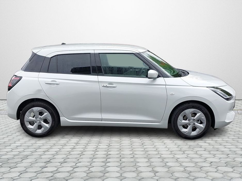 Suzuki Swift 0.0 Swift 1.2 Mild Hybrid Motion Hatchback Hybrid White