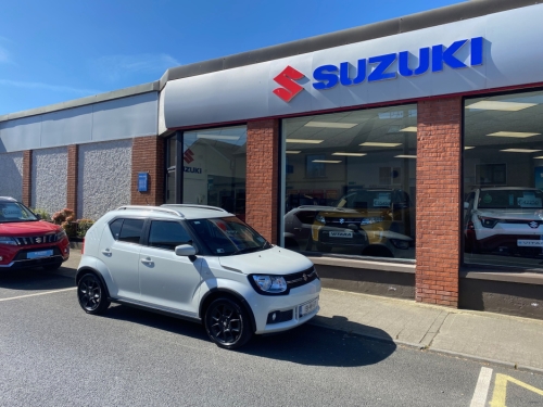 Suzuki Ignis 0.0 DUALJET SZ-T 5DR Hatchback Petrol White