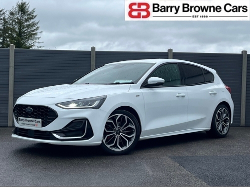 Ford Focus 0.0 ST-LINE VIGNALE E-B ECOBLUE Hatchback Diesel White