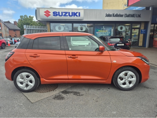 Suzuki Swift 0.0 1.2 HYBRID MOTION 5DR Hatchback Hybrid Orange